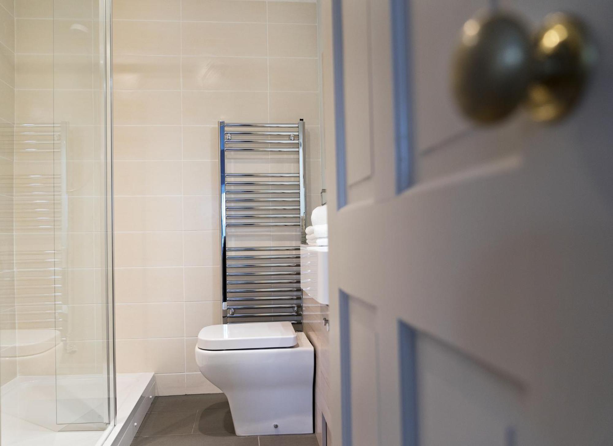Neuadd B&B Suites Crickhowell Habitación foto